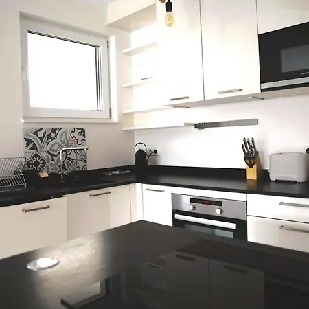 Peaceful 1br With Garden