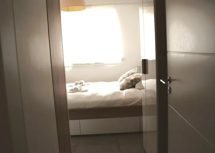 Peaceful 1br With Garden Daire